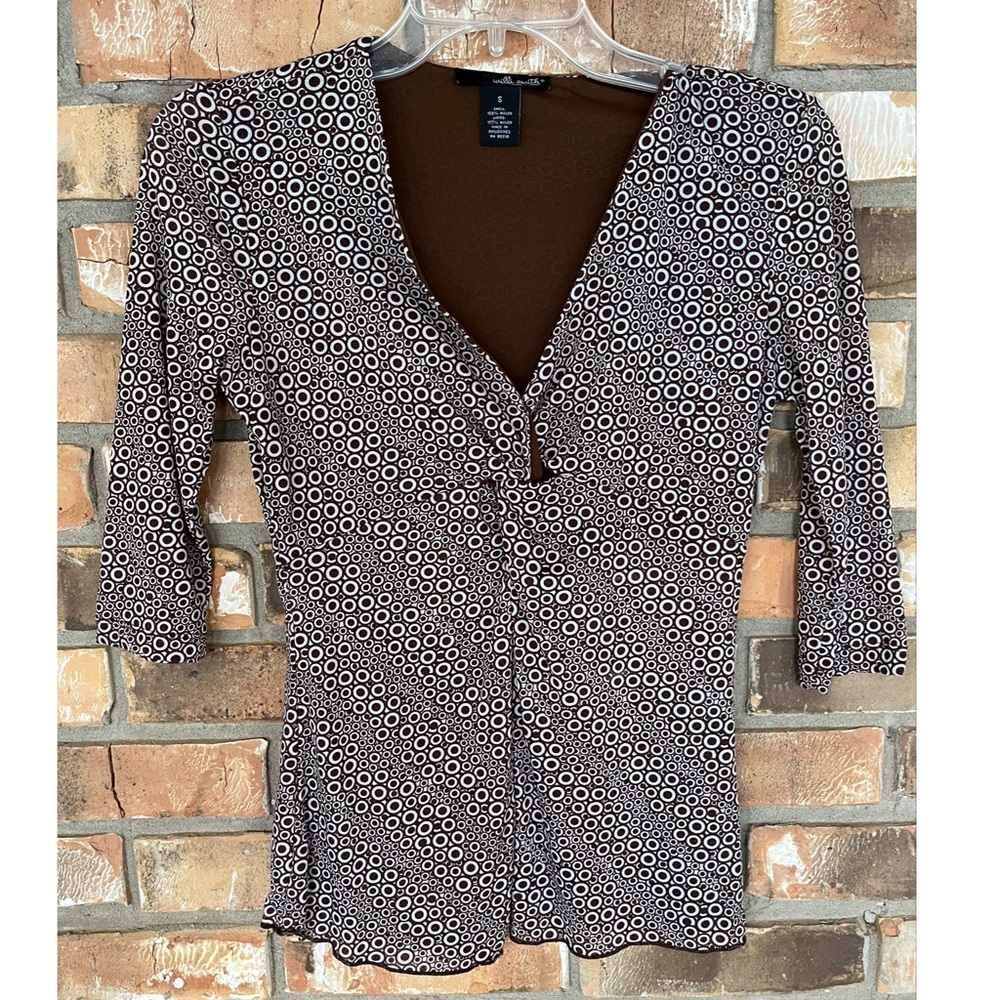Willi Smith Brown and White Print V-Neck Top Small